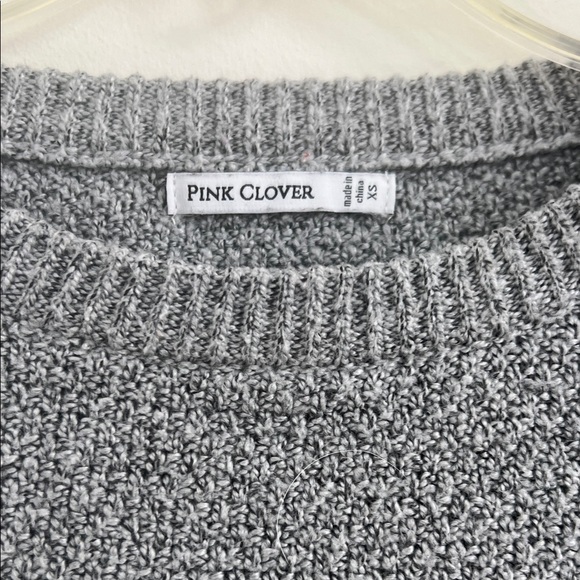 H&M Women's Gray Crew Neck Sweater - Picture 2 of 6